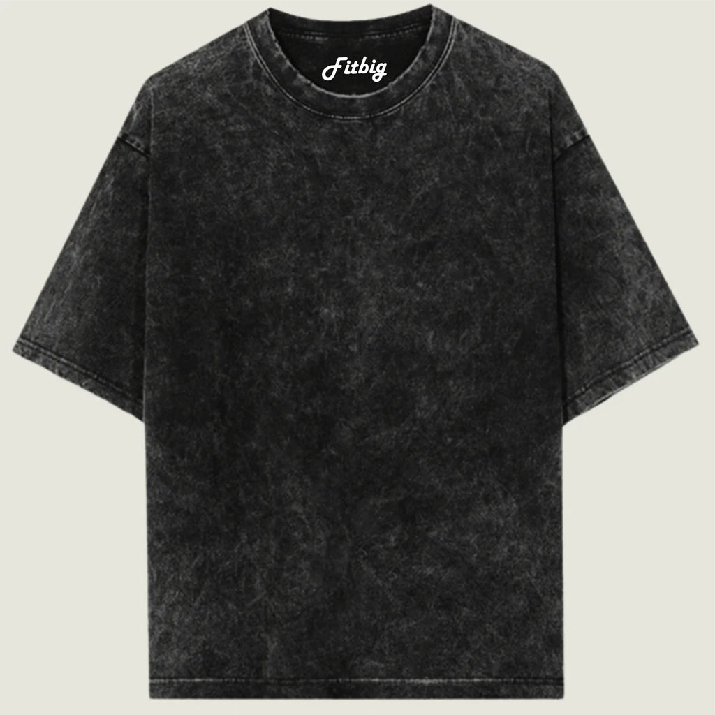 Black t-shirt with 'Fitbig' branding on a light gray background